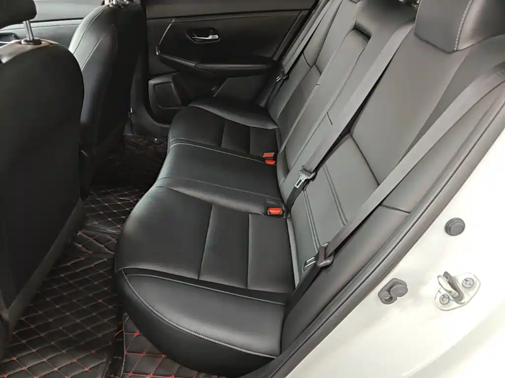 Nissan Sylphy 2023 — фото 17