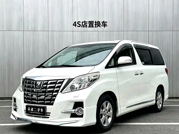 Toyota Alphard 2010