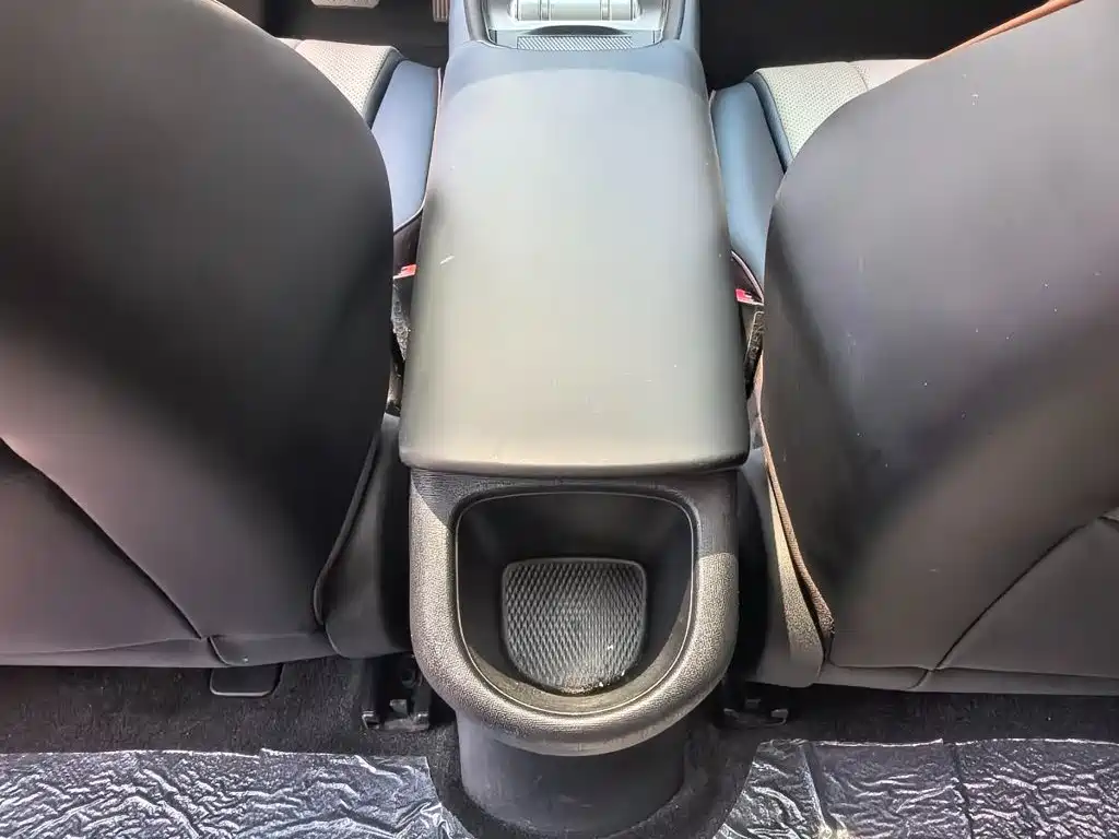 BYD Dolphin 2023 — фото 11