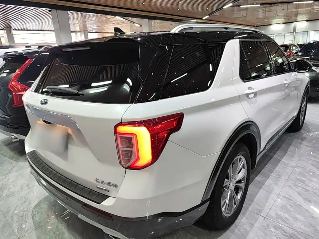 Ford Explorer 2021