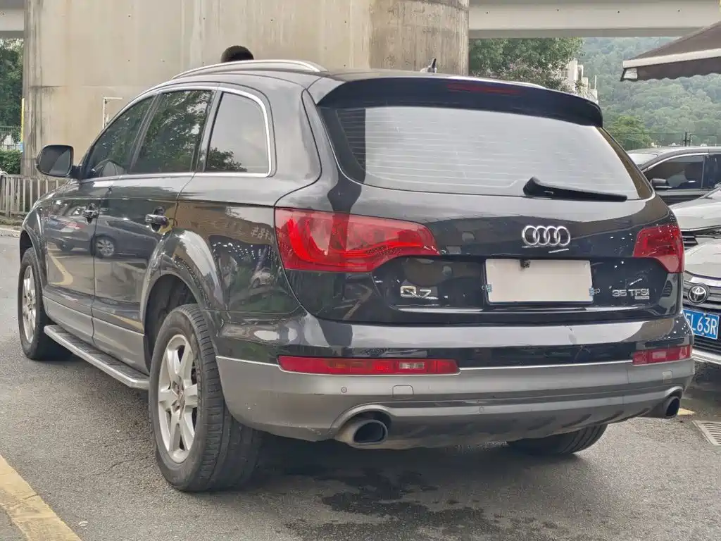 Audi Q7 2014 — фото 8