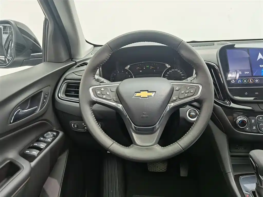 Chevrolet Equinox 2023 — фото 11