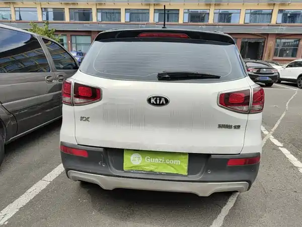 Kia KX3 2016