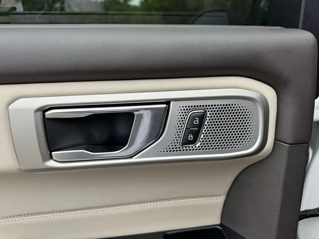 Ford Explorer 2020 — фото 22