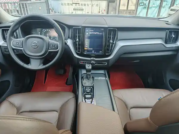 Volvo XC60 2020