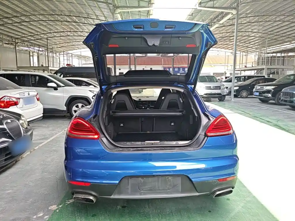 Porsche Panamera 2016 — фото 19