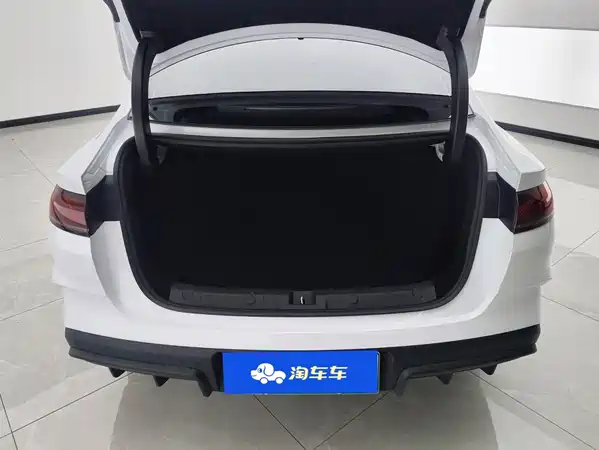 BYD Qin L 2025