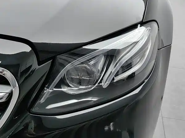 Mercedes-Benz E-Class 2017