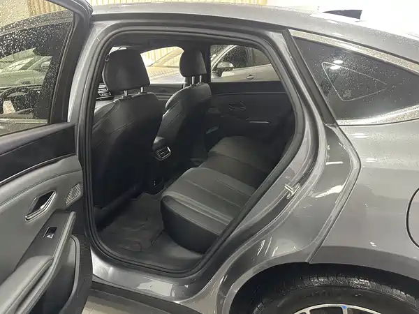 BYD Qin L 2025