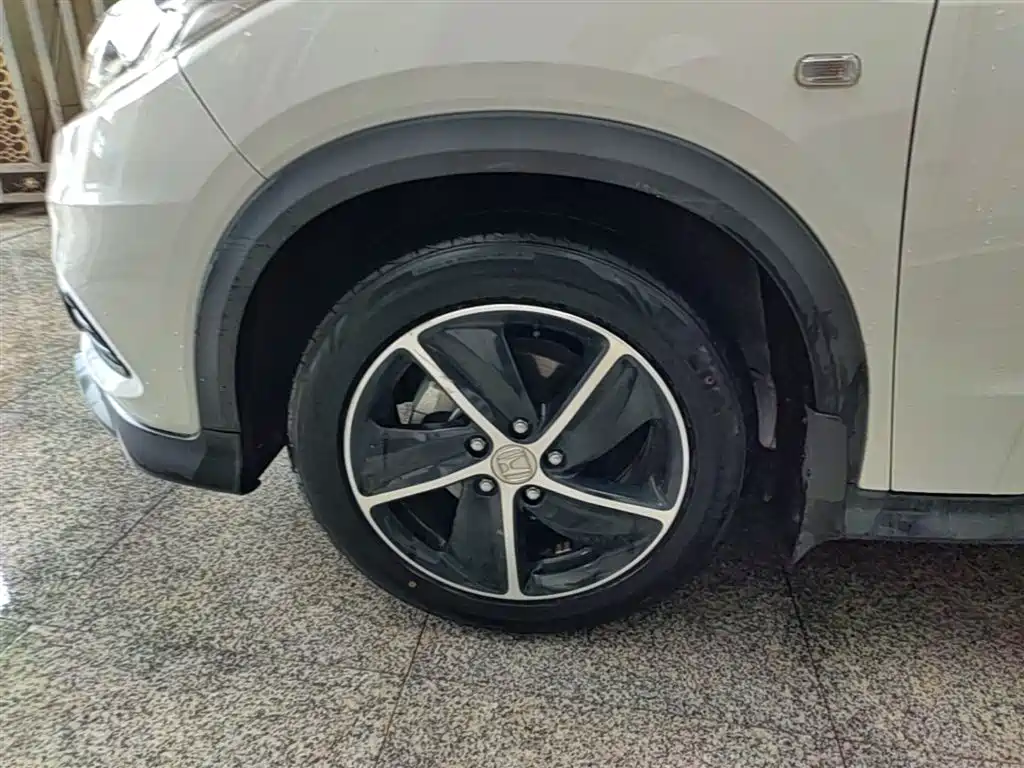 Honda Vezel 2021 — фото 23