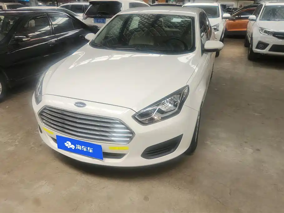 Ford Escort 2017