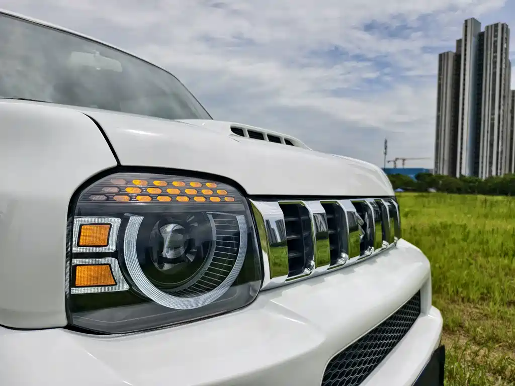 Suzuki Jimny 2018 — фото 9