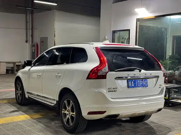 Volvo XC60 2015