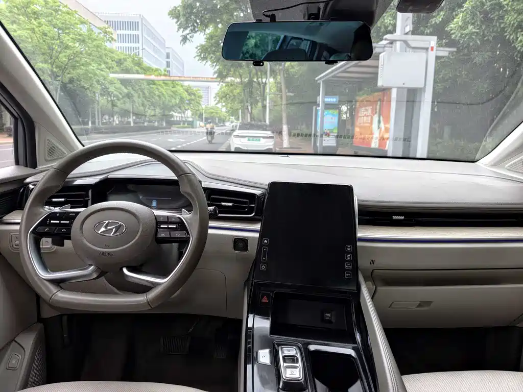 Hyundai Custo 2022 — фото 16