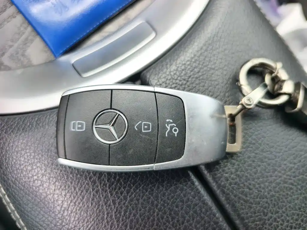 Mercedes-Benz C-Class 2020 — фото 12