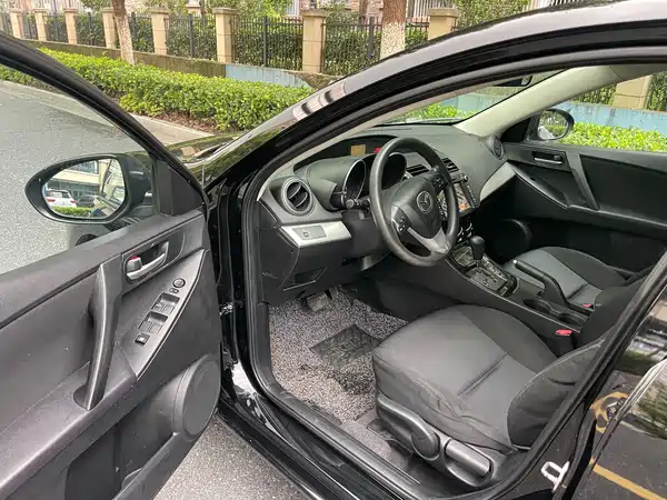 Mazda 3 Xingcheng 2016