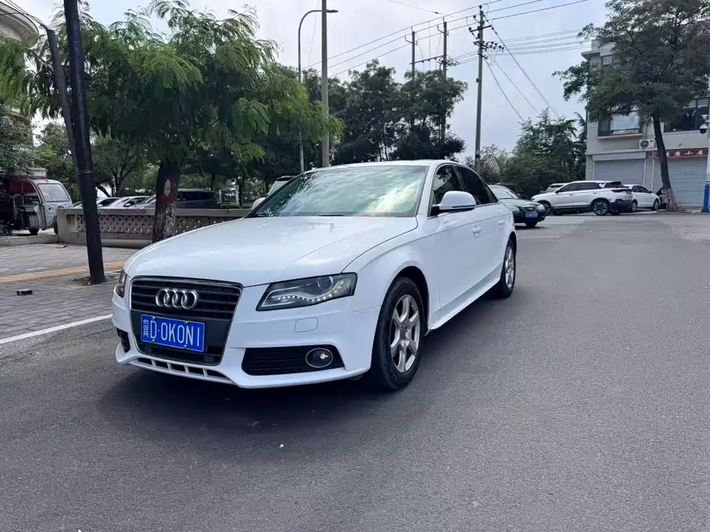 Audi A4L 2011