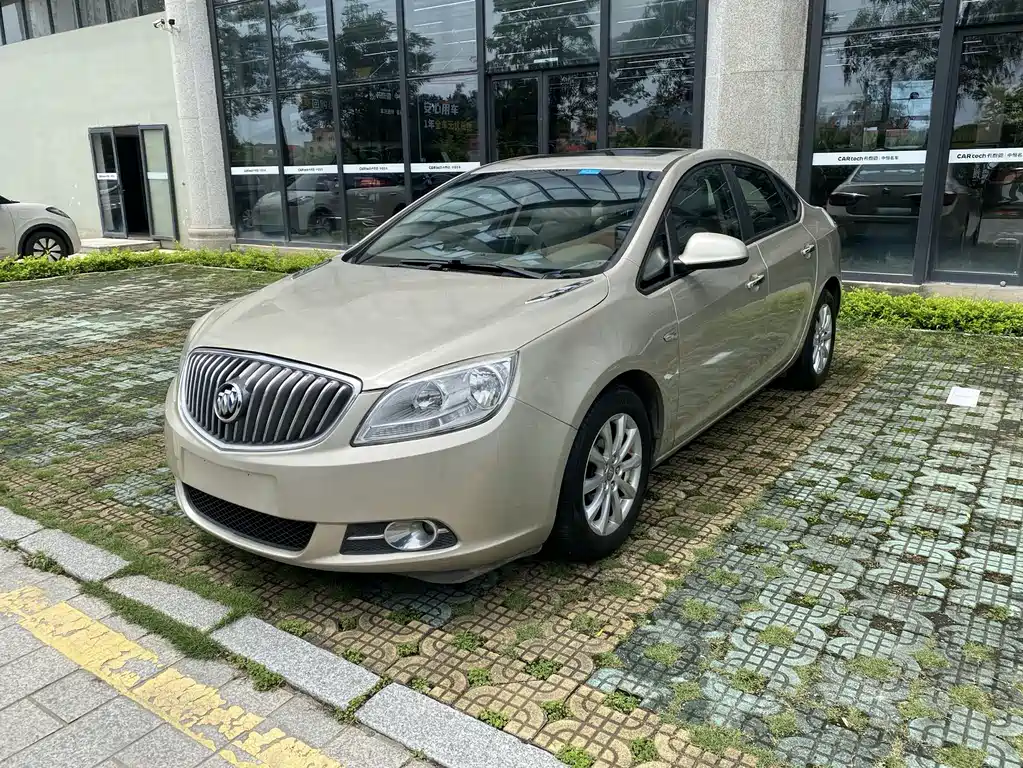 Buick Excelle 2015 — фото 1
