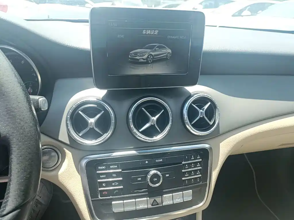 Mercedes-Benz CLA 2018 — фото 13