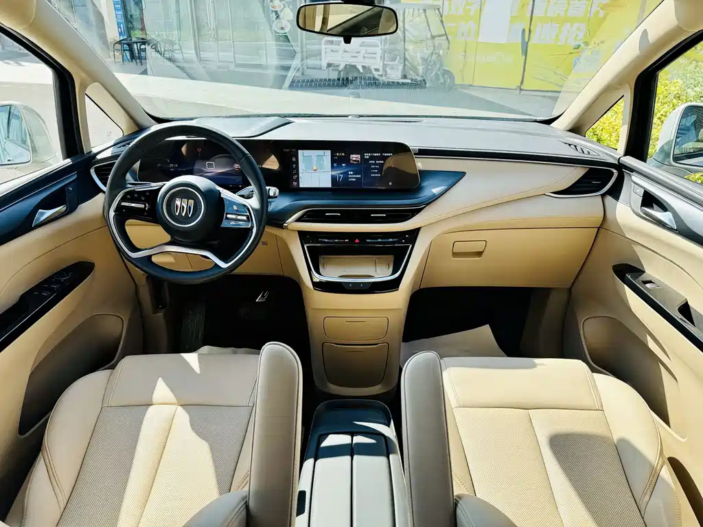 Buick GL8 New Energy 2025 — фото 12