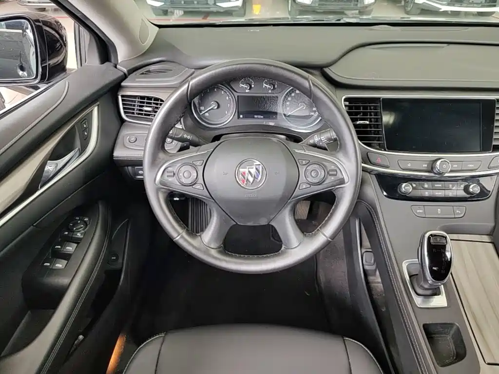 Buick LaCrosse 2021 — фото 11