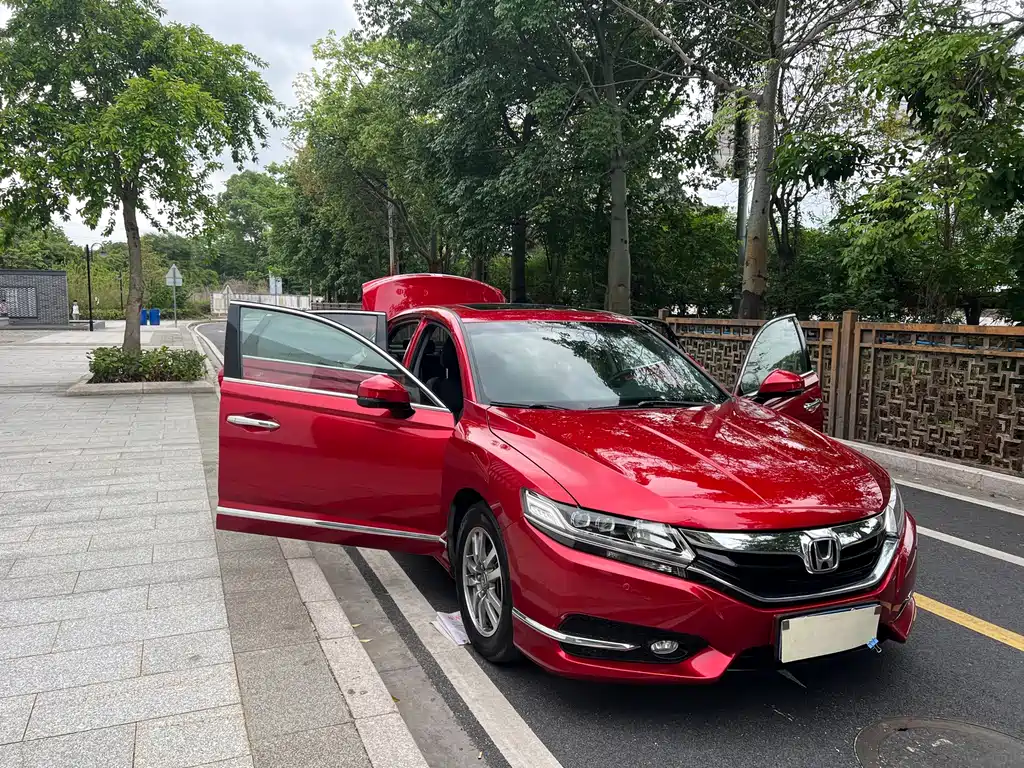 Honda Spirior 2017 — фото 24