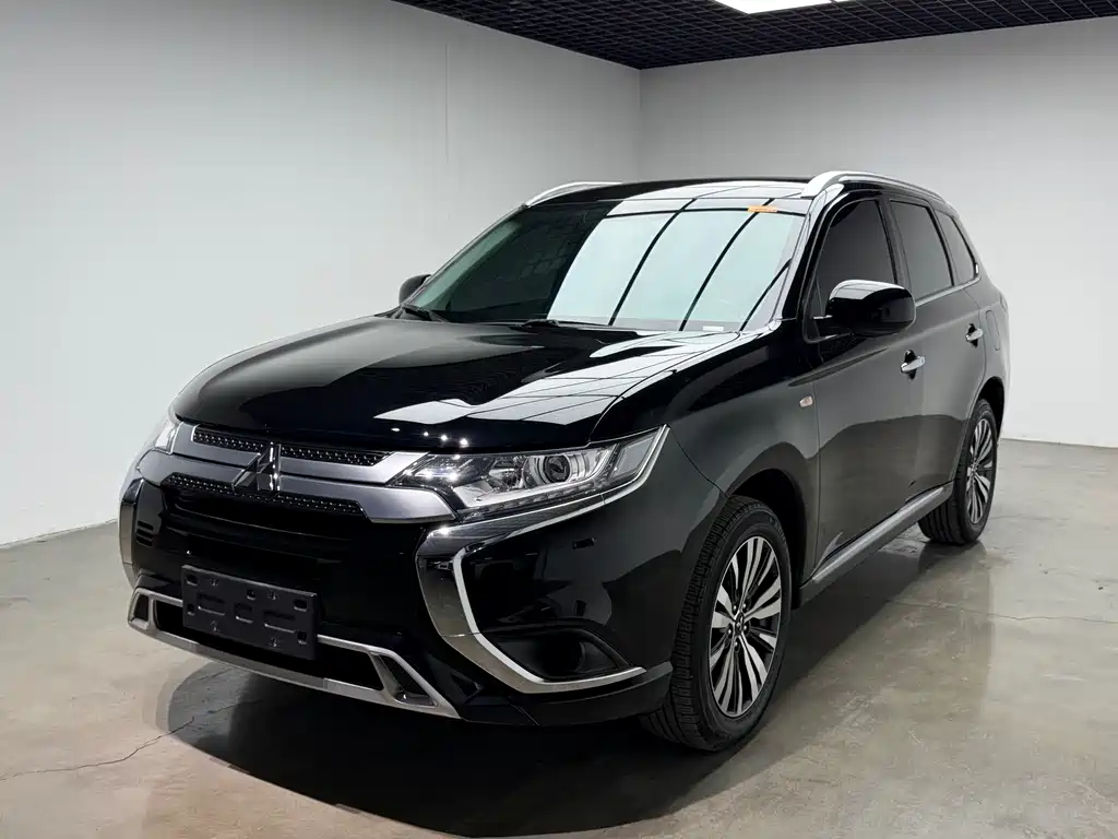 Mitsubishi Outlander 2022