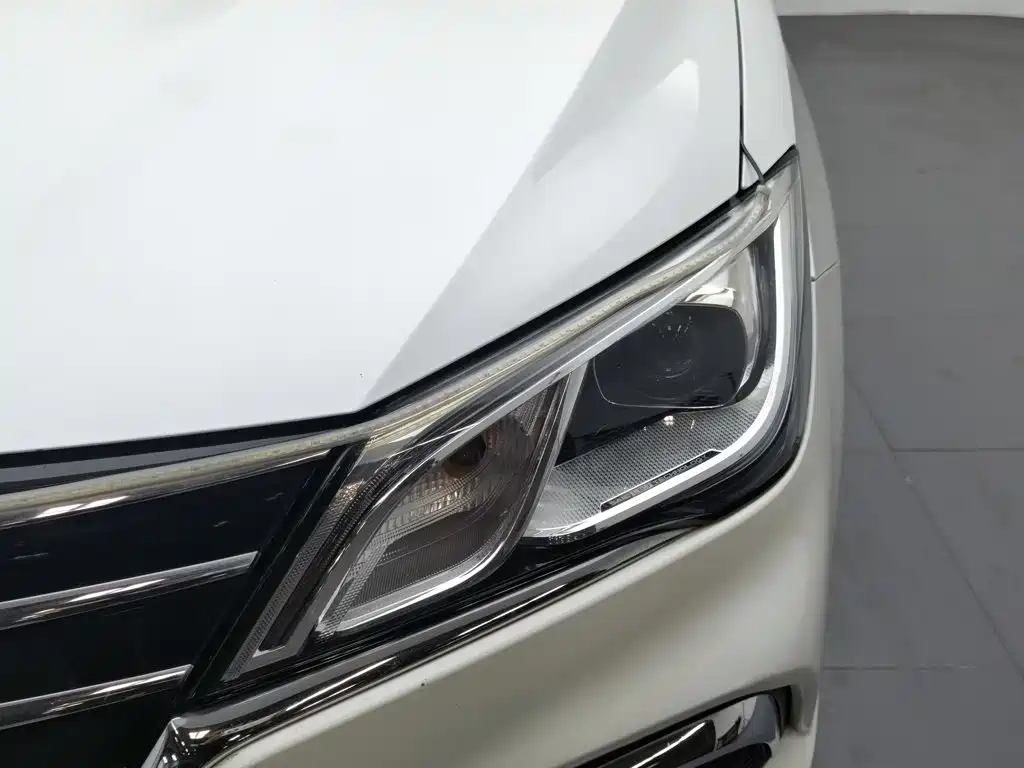 Roewe Ei5 2018