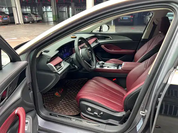 Hongqi H5 2023