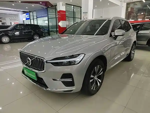 Volvo XC60 2022
