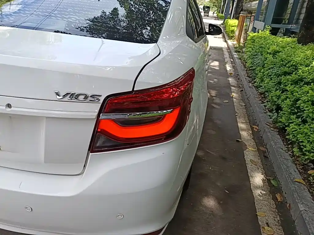Toyota Vios 2021 — фото 8
