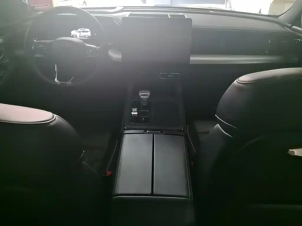 GAC Trumpchi GS8 2022 — фото 11