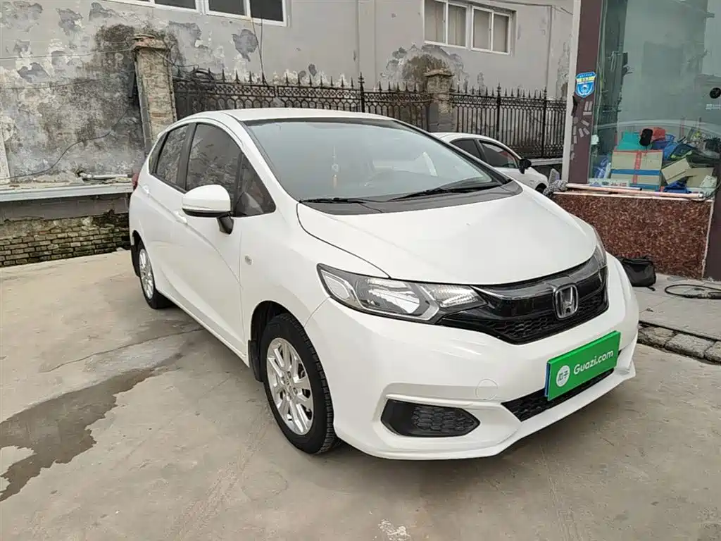 Honda Fit 2018 — фото 4
