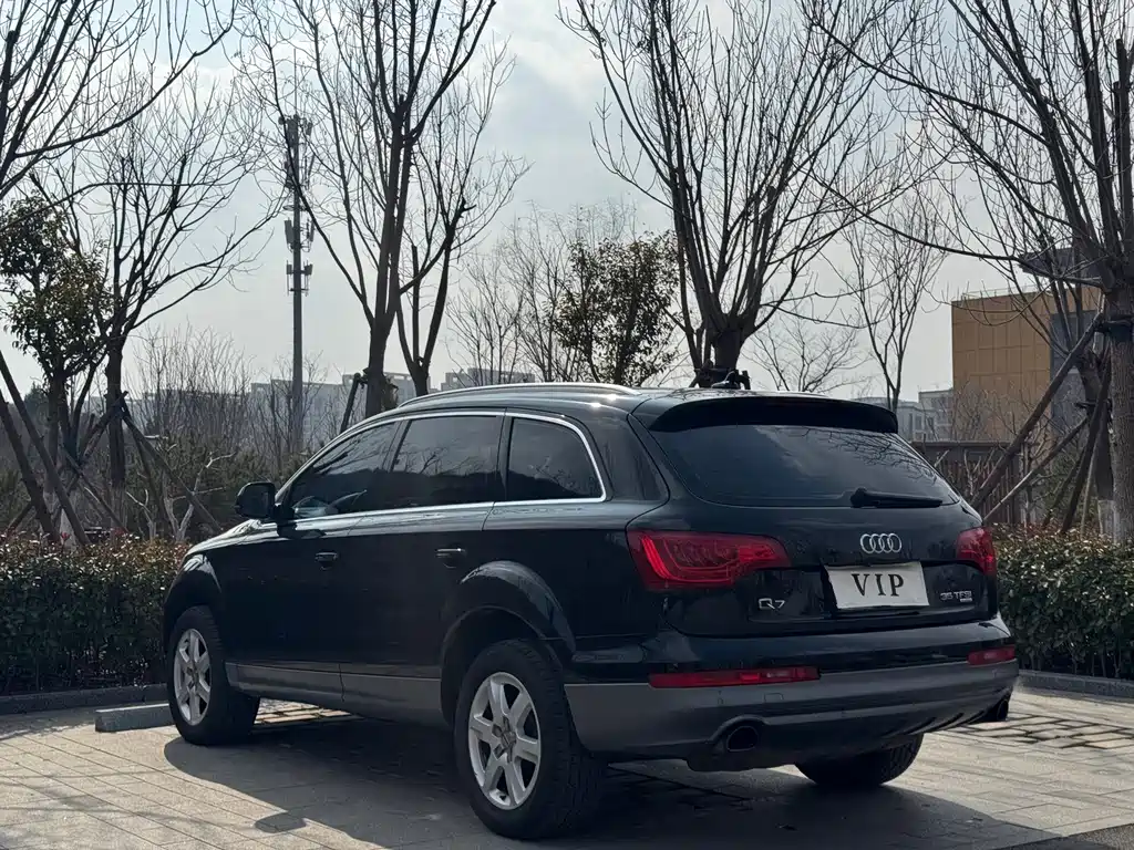 Audi Q7 2015 — фото 12