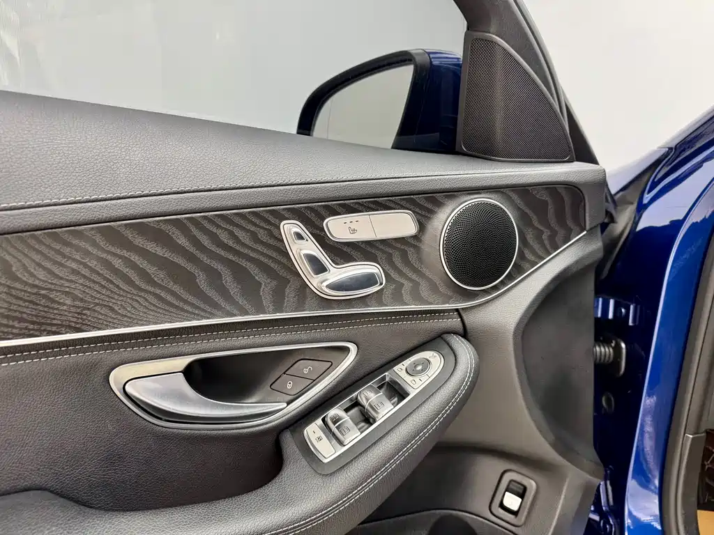 Mercedes-Benz C-Class 2018 — фото 8