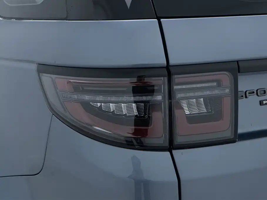 Land Rover Discovery Sport 2020 — фото 13