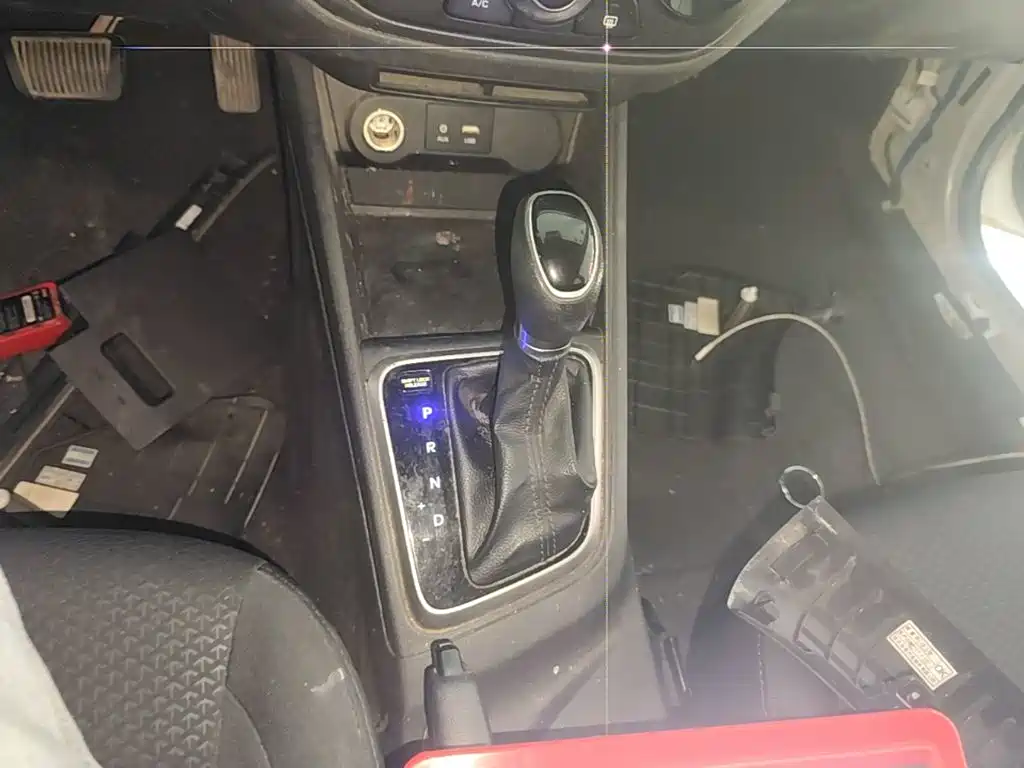 Hyundai Verna 2017 — фото 10