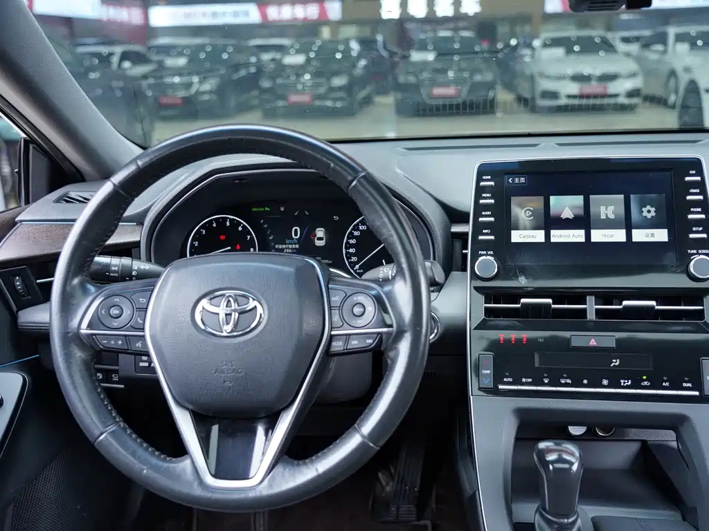 Toyota Avalon 2020 — фото 10