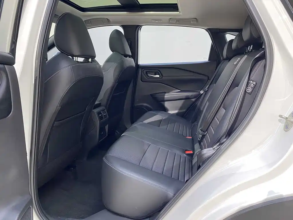 Nissan Qashqai 2023 — фото 17