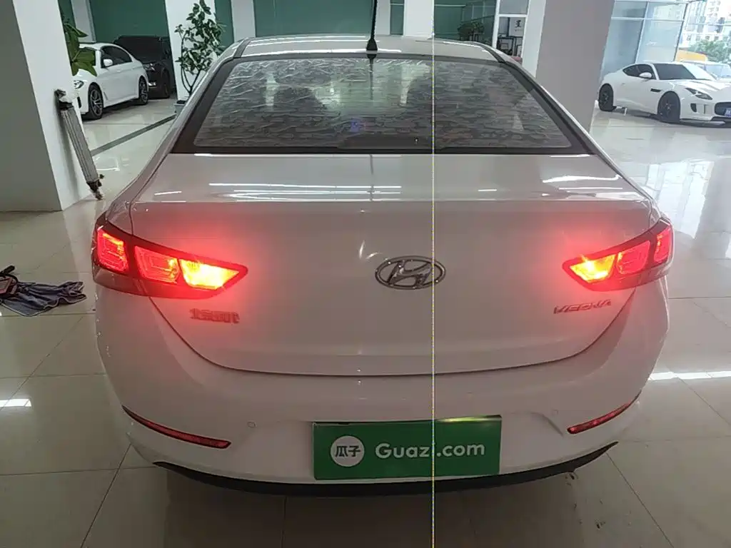 Hyundai Verna 2017 — фото 4