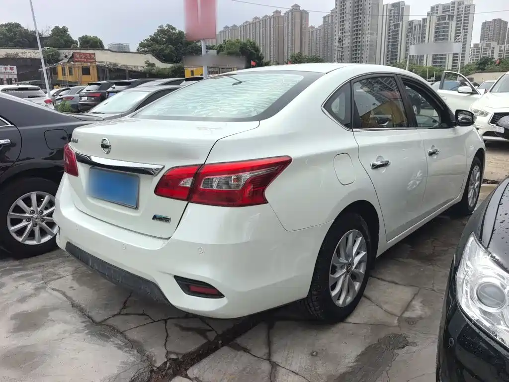 Nissan Sylphy 2018 — фото 25