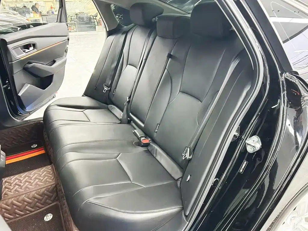 Honda Accord 2023 — фото 13