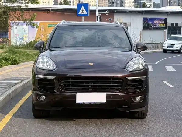 Porsche Cayenne 2016