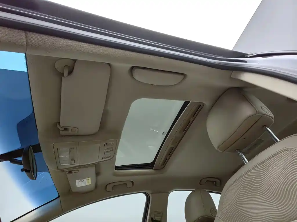 Buick Excelle GT 2015 — фото 14