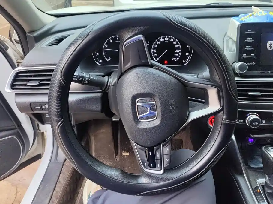Honda Accord 2019 — фото 15