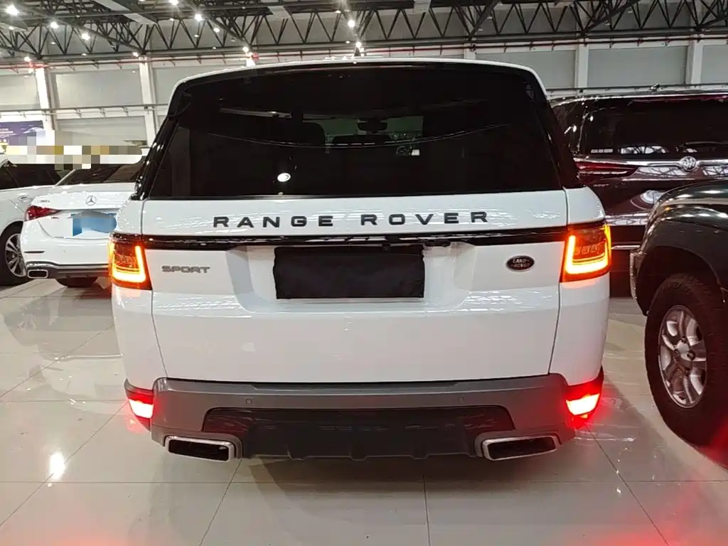 Land Rover Sport 2020 — фото 6