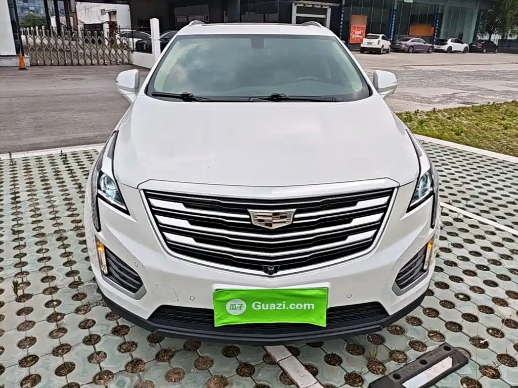 Cadillac XT5 2019 — фото 3
