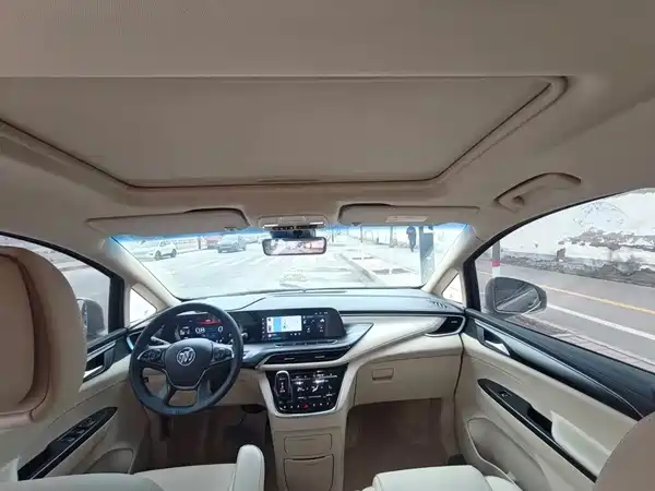 Buick GL8 2023