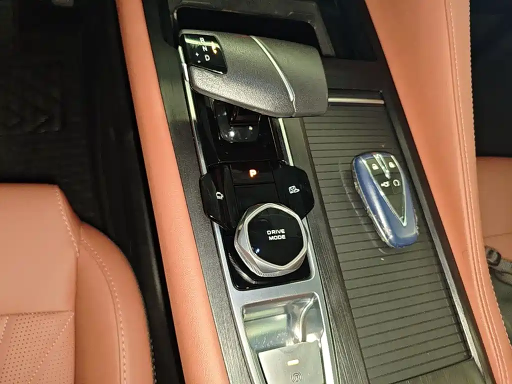 Changan CS75PLUS 2024 — фото 14