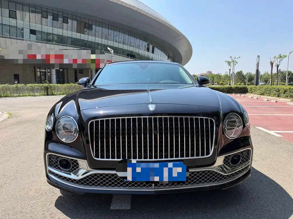 Bentley Flying Spur 2022 — фото 2